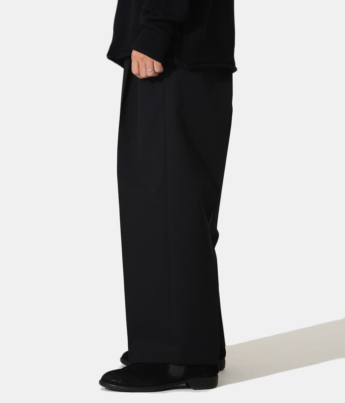 stein Belted Wide Straight Trousers | centroclinicoaveiro.pt