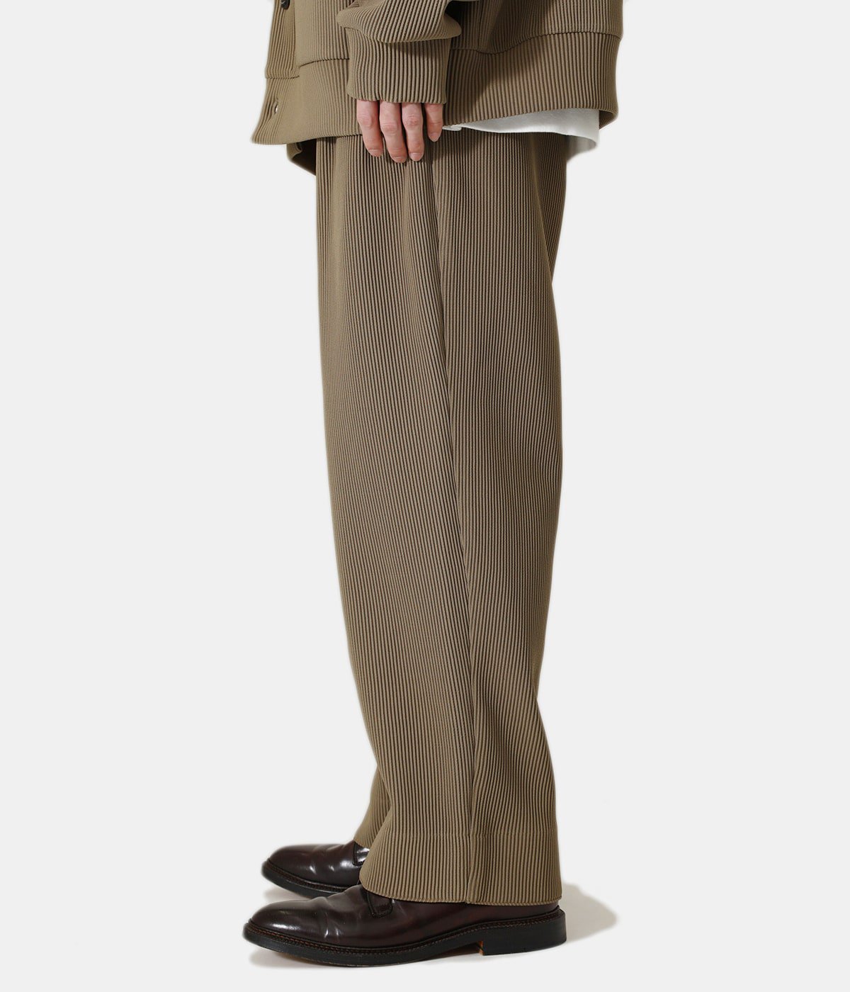 即出荷 GRADATION PLEATS TWO TUCK TROUSERS kids-nurie.com