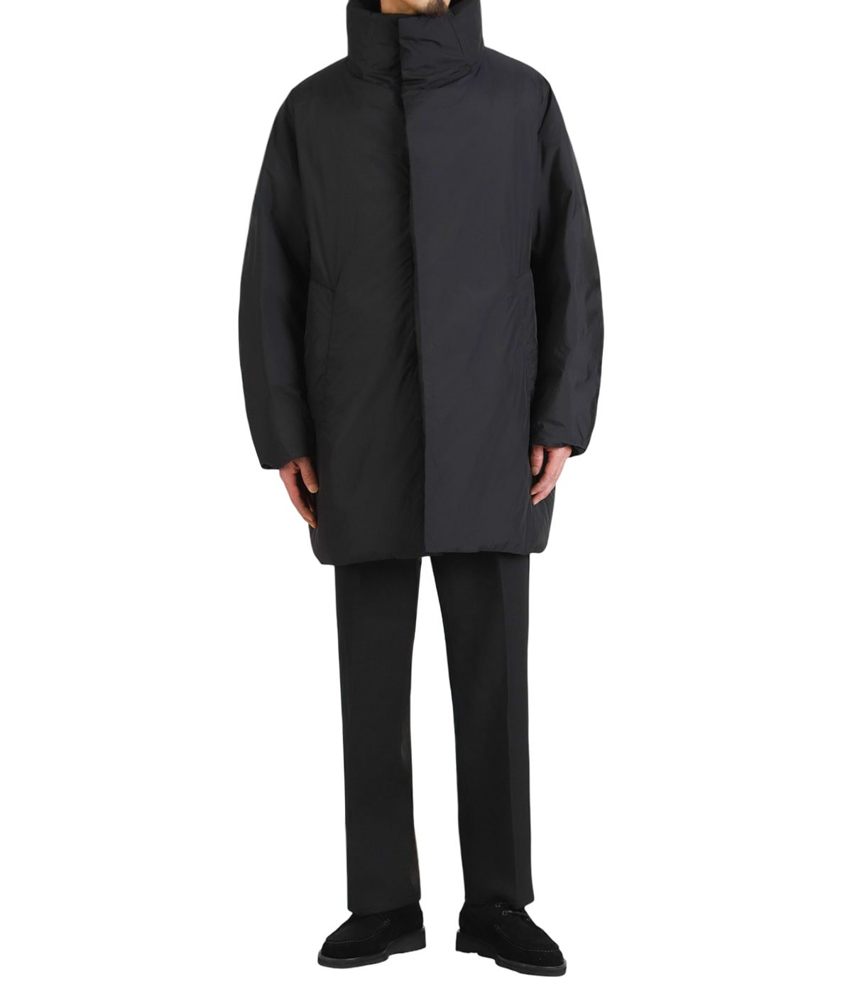 model（175cm / 60kg）B85 W75 H92 着用サイズ：2