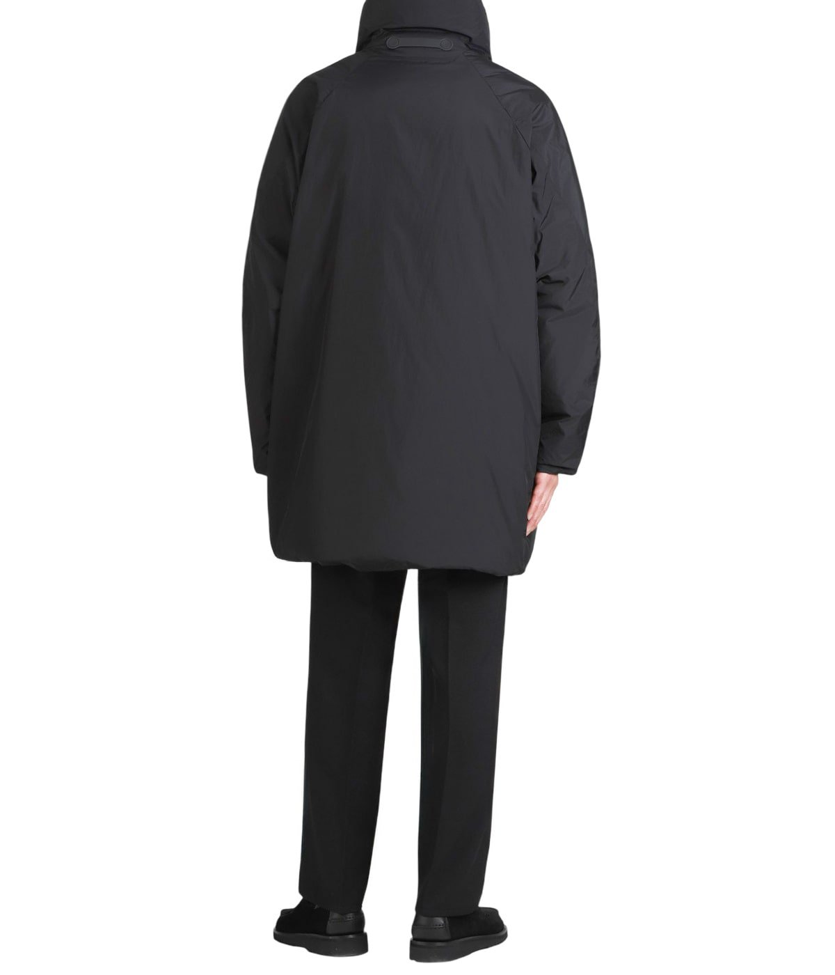 model（175cm / 60kg）B85 W75 H92 着用サイズ：2
