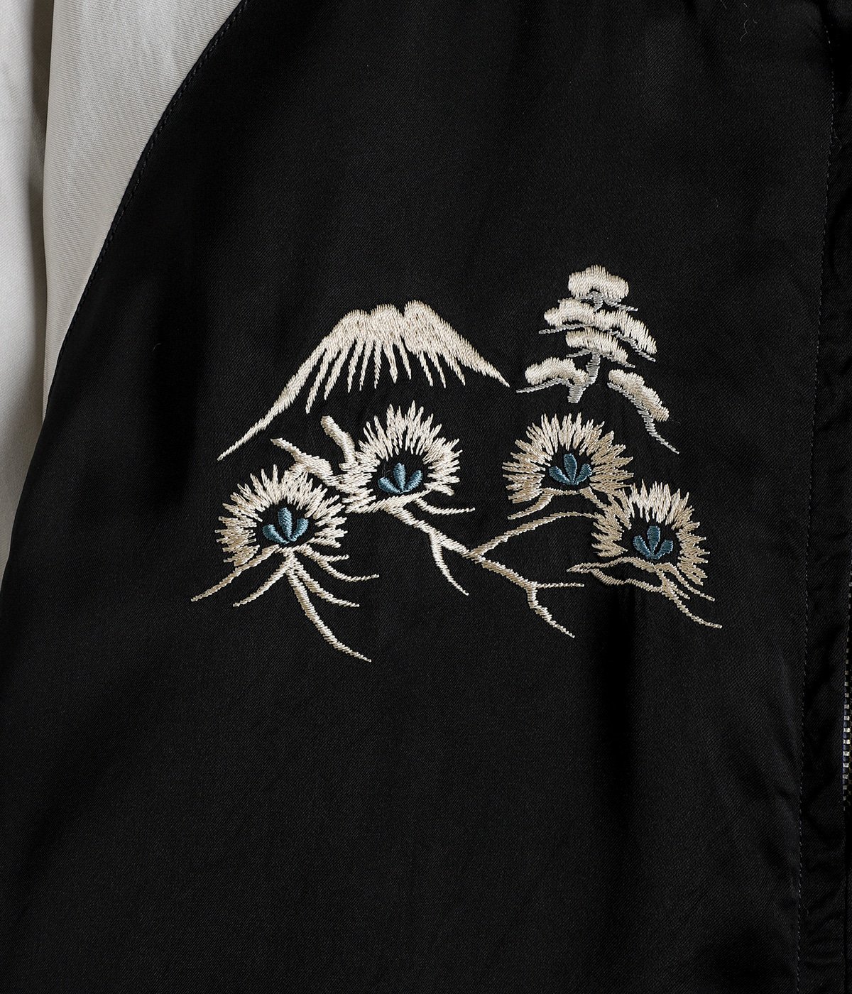 KIYONEKO 刺繍ジャケット 黒色 SOUVENIR JACKET 