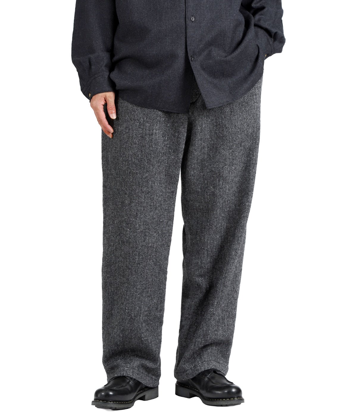 model(175cm / 60kg)B85 W75 H92 着用サイズ：S