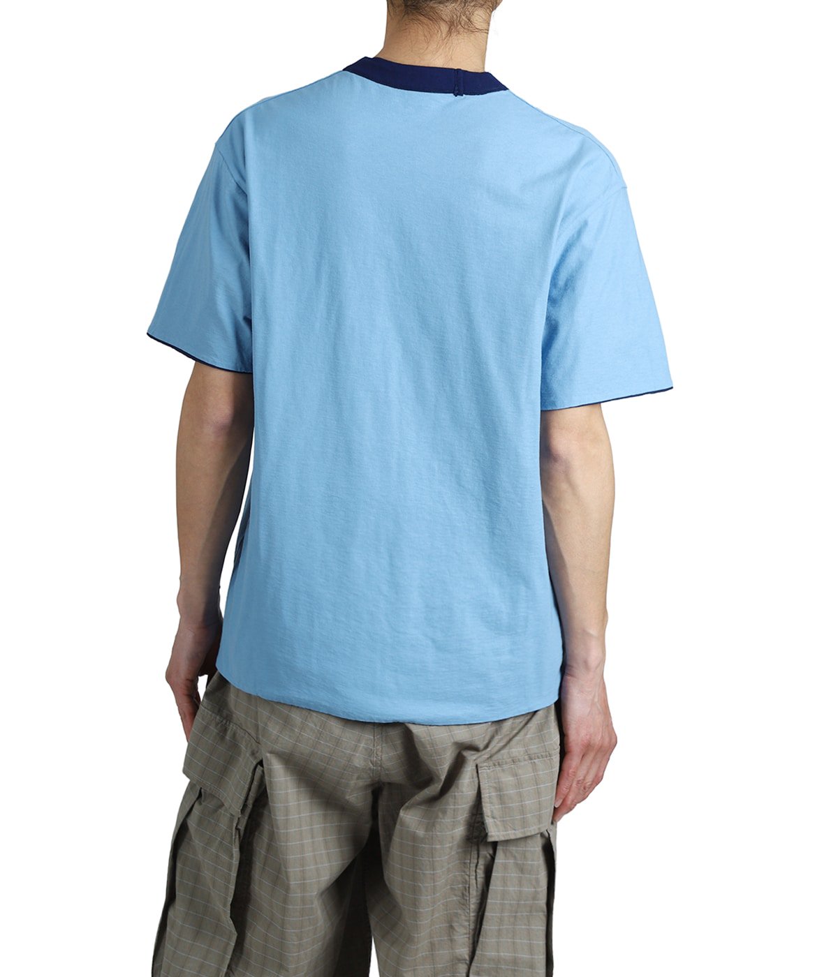 model（175cm / 60kg）B85 W75 H92 着用サイズ：S