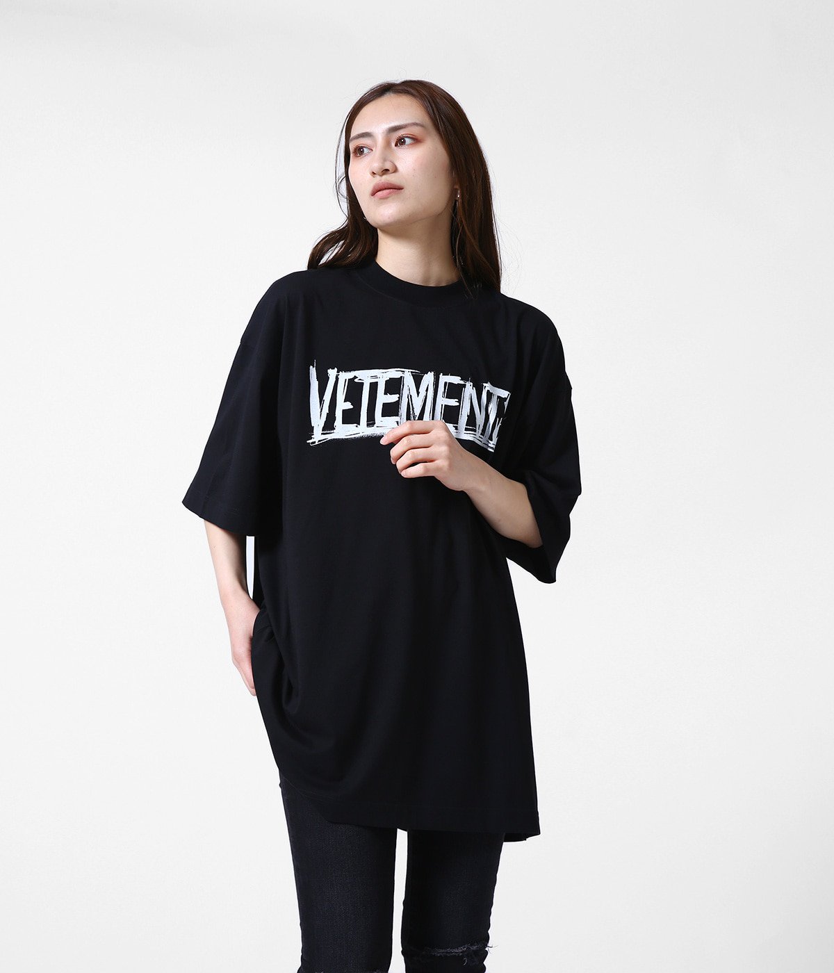 Vetements ヴェトモン World Tour Logo T Shirt トップス カットソー半袖 Tシャツ メンズ の通販 Arknets アークネッツ 公式通販 正規取扱店