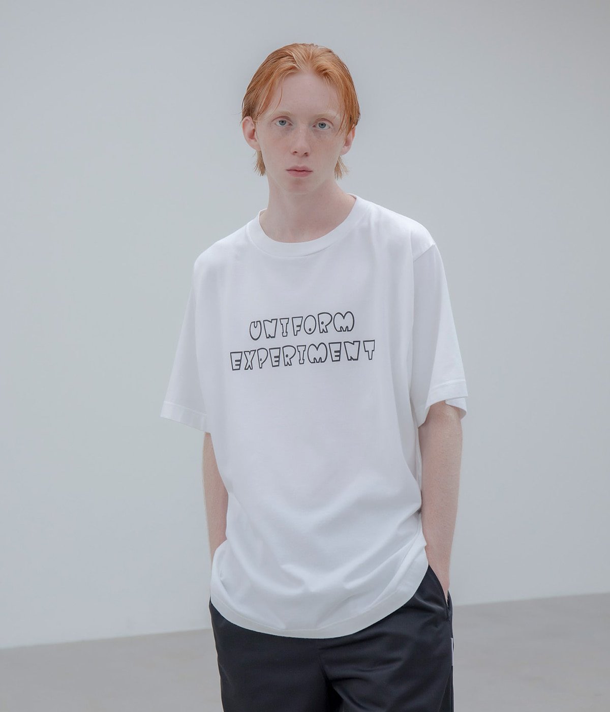 AUTHENTIC LOGO TEE | uniform experiment(ユニフォームエクスペリメント) / トップス カットソー半袖・Tシャツ  (メンズ)の通販 - ARKnets 公式通販