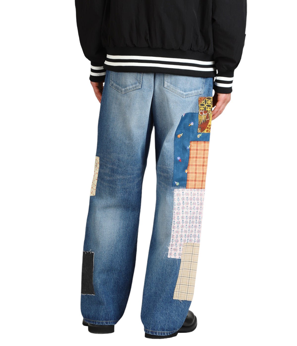 model（175cm / 60kg）B85 W75 H92 着用サイズ：30