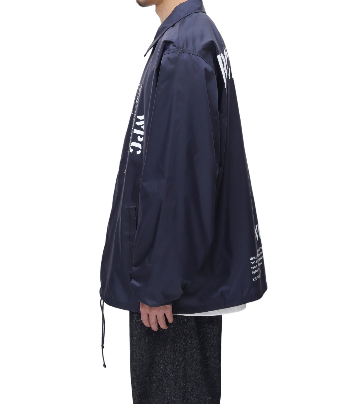 model（175cm / 60kg）B85 W75 H92 着用サイズ：XL