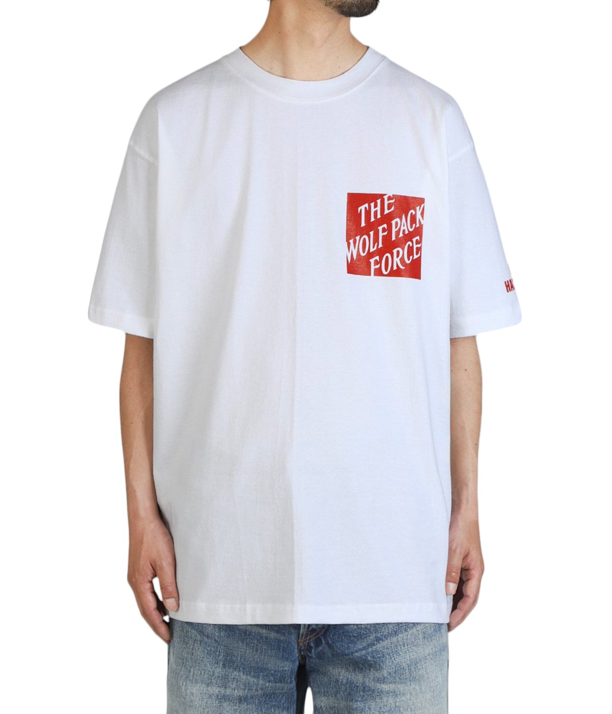 model（184cm / 63kg）B85 W80 H102 着用サイズ：XL