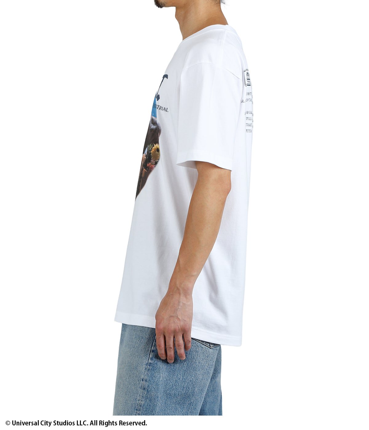 model（175cm / 60kg）B85 W75 H92 着用サイズ：L