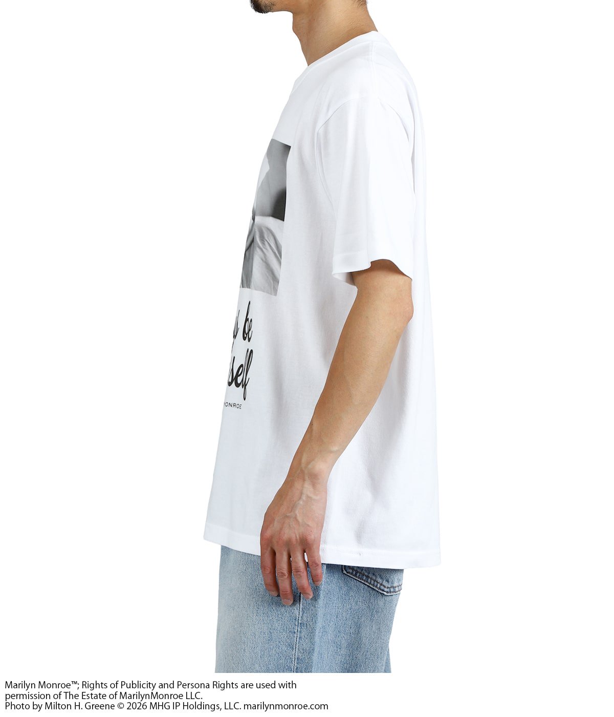 model（175cm / 60kg）B85 W75 H92 着用サイズ：L