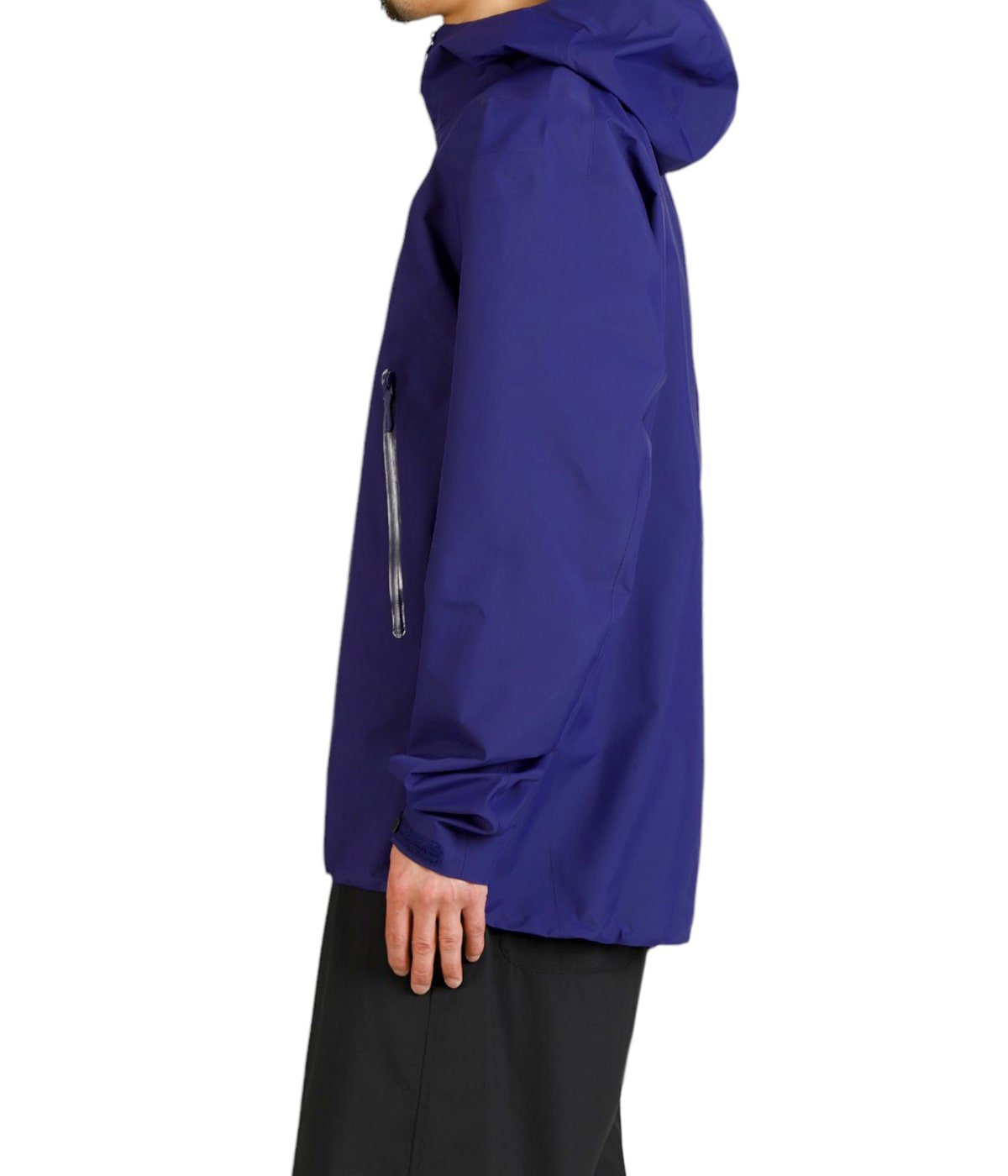 model(175cm / 60kg)B85 W75 H92 着用サイズ：M