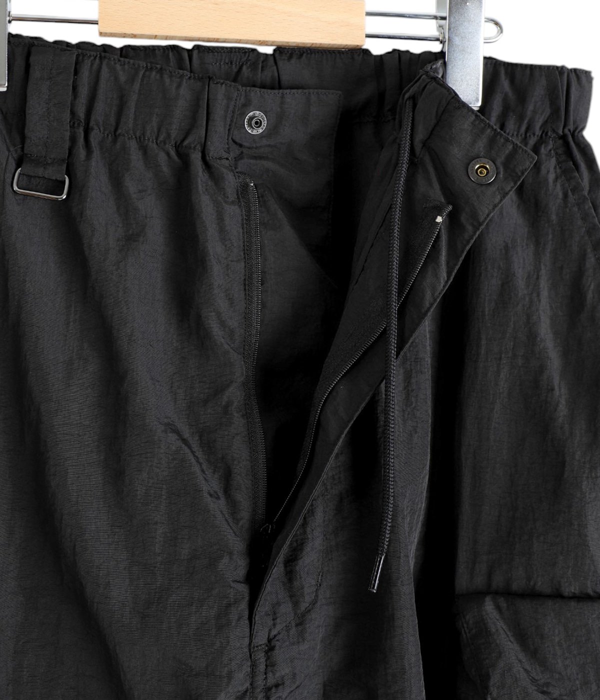 NYLON MULTI POCKETS UTILITY SHORTS | YOKE(ヨーク) / パンツ