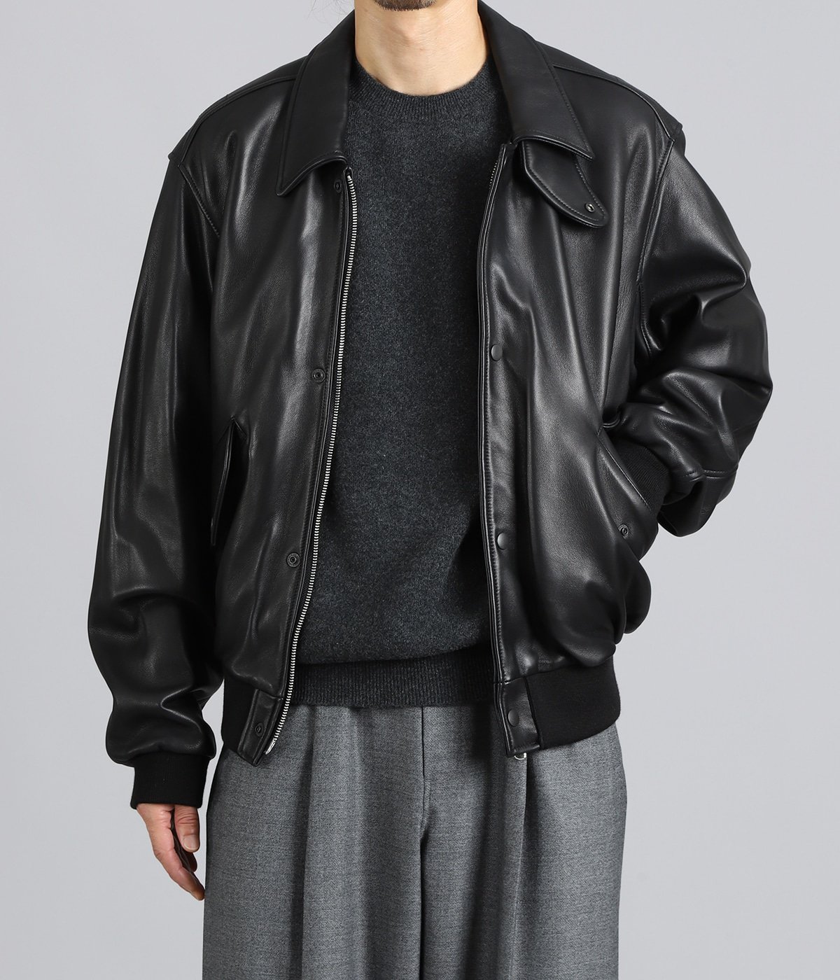 model（175cm / 60kg）B85 W75 H92 着用サイズ：2
