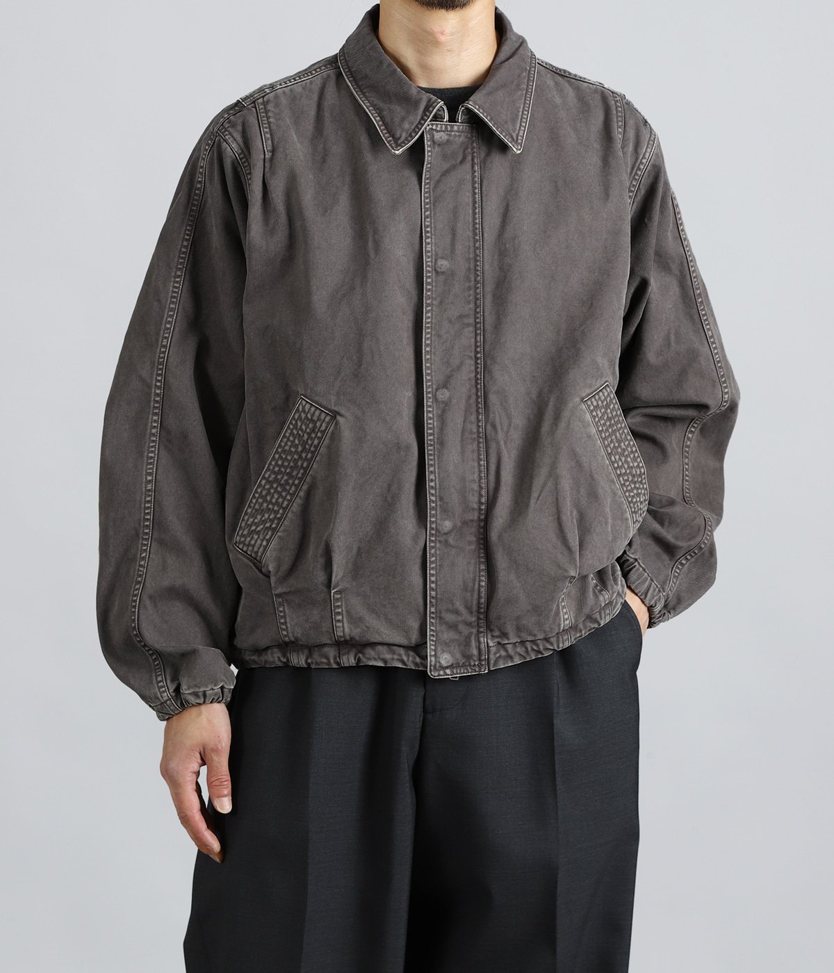 model（175cm / 60kg）B85 W75 H92 着用サイズ：2