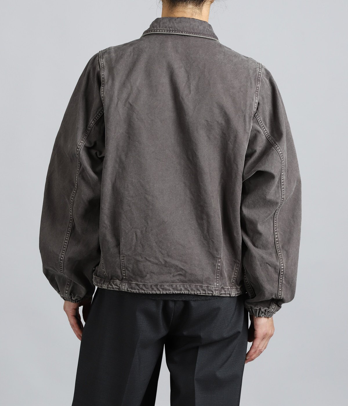 model（175cm / 60kg）B85 W75 H92 着用サイズ：2