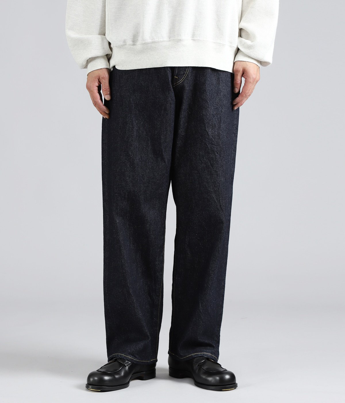 model(175cm / 60kg)B85 W75 H92 着用サイズ：3