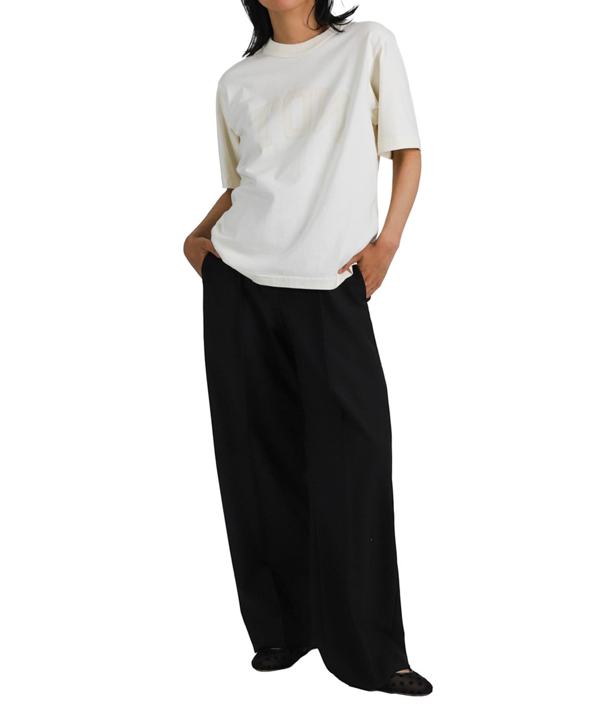 model（162cm） 着用サイズ：0