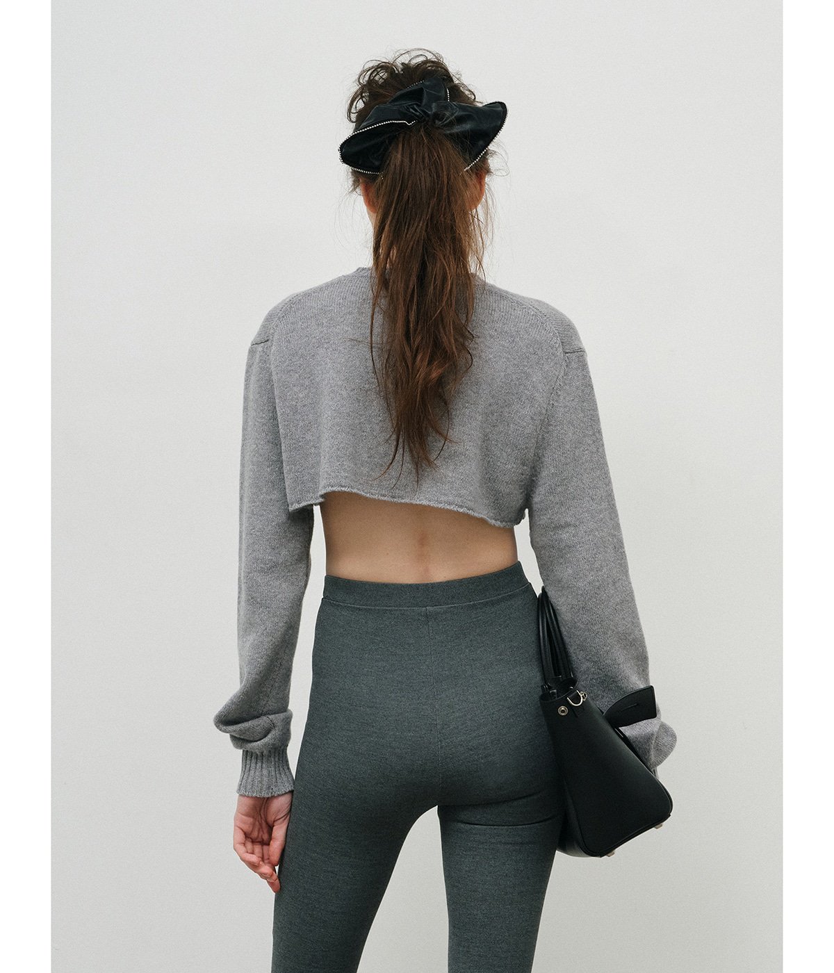 レディース】Faux Leather Studded Scrunchie-Medium | heyep