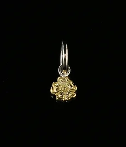 18K GOLD ROSE PENDANT, EXTRA SMALL