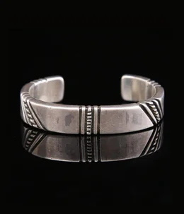 1940’s HAND CHISLED FILED CUFF