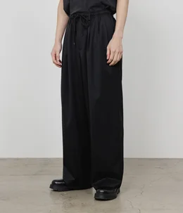 【予約】TRIPLE PLEATED EASY TROUSERS ORGANIC WOOL 2/80 GABARDINE