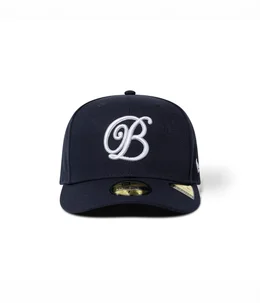 B EMBELEM PRE CURVED NEW ERA CAP