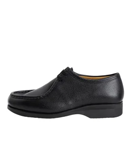 New Tyrolean shoes in grain leather
