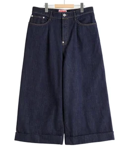 THREE QUARTER BUGGY FIT JEANS