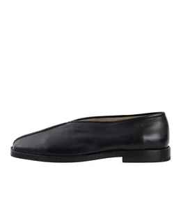 FLAT PIPED SLIPPERS