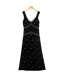 【レディース】ROSE EMBROIDERED VELVET DRESS