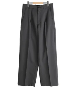 One Tuck Straight Wool Pants