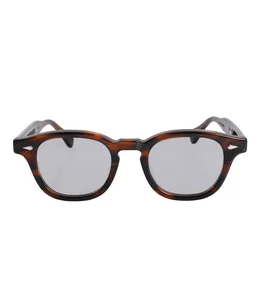 AR 48 - Demi Amber -