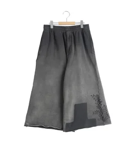 FLOWER EMBROIDERY SWEAT SHORTS