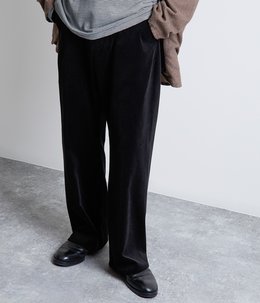 【予約】Seamless Corduroy Trousers