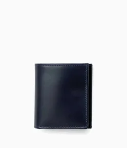 COMPACT WALLET