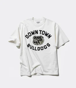 Unlikely Authentic Graphic Tee “BULLDOGS“