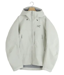店舗＆EC】ARC'TERYX｜GORE-TEX CAMPAIGN 2026｜ 洗う。また一歩